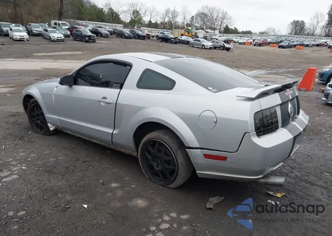 2007 Ford Mustang V6 Deluxe/V6 Premium z USA, uszkodzony, nr VIN 1ZVFT80N575290564